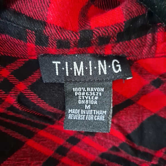 Timing Red Plaid Flannel - Picture 5 of 6